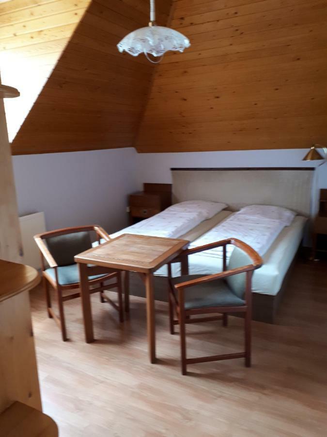 Magdi Apartman Keszthely Buitenkant foto